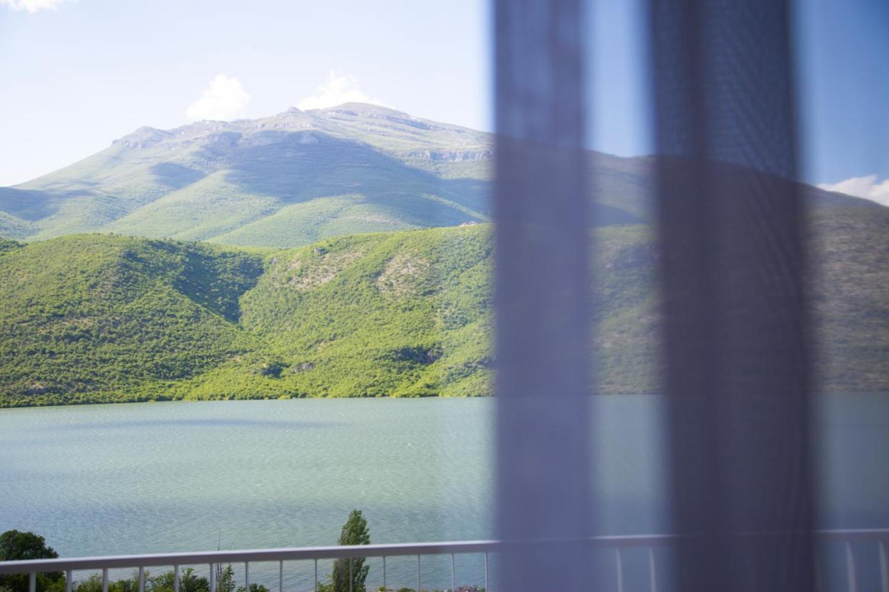 Hotel Lakeside Vermice Exterior foto